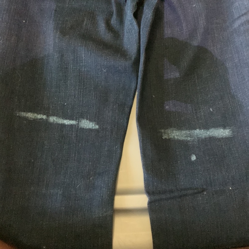 J BRAND CUSTOM DISTRESSED DENIM JEANS. - Picture 4 of 12